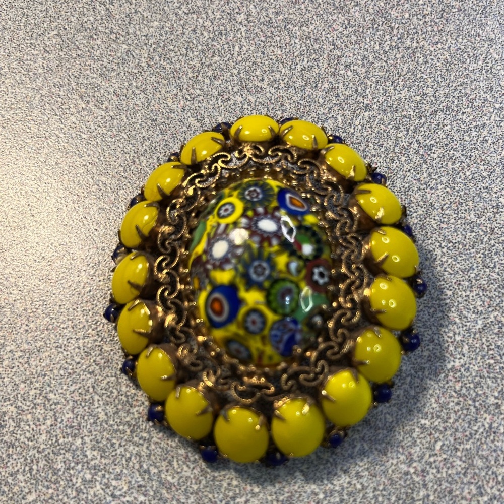 Rare signed Schreiner New York Millefiori Brooch, book piece (see description)